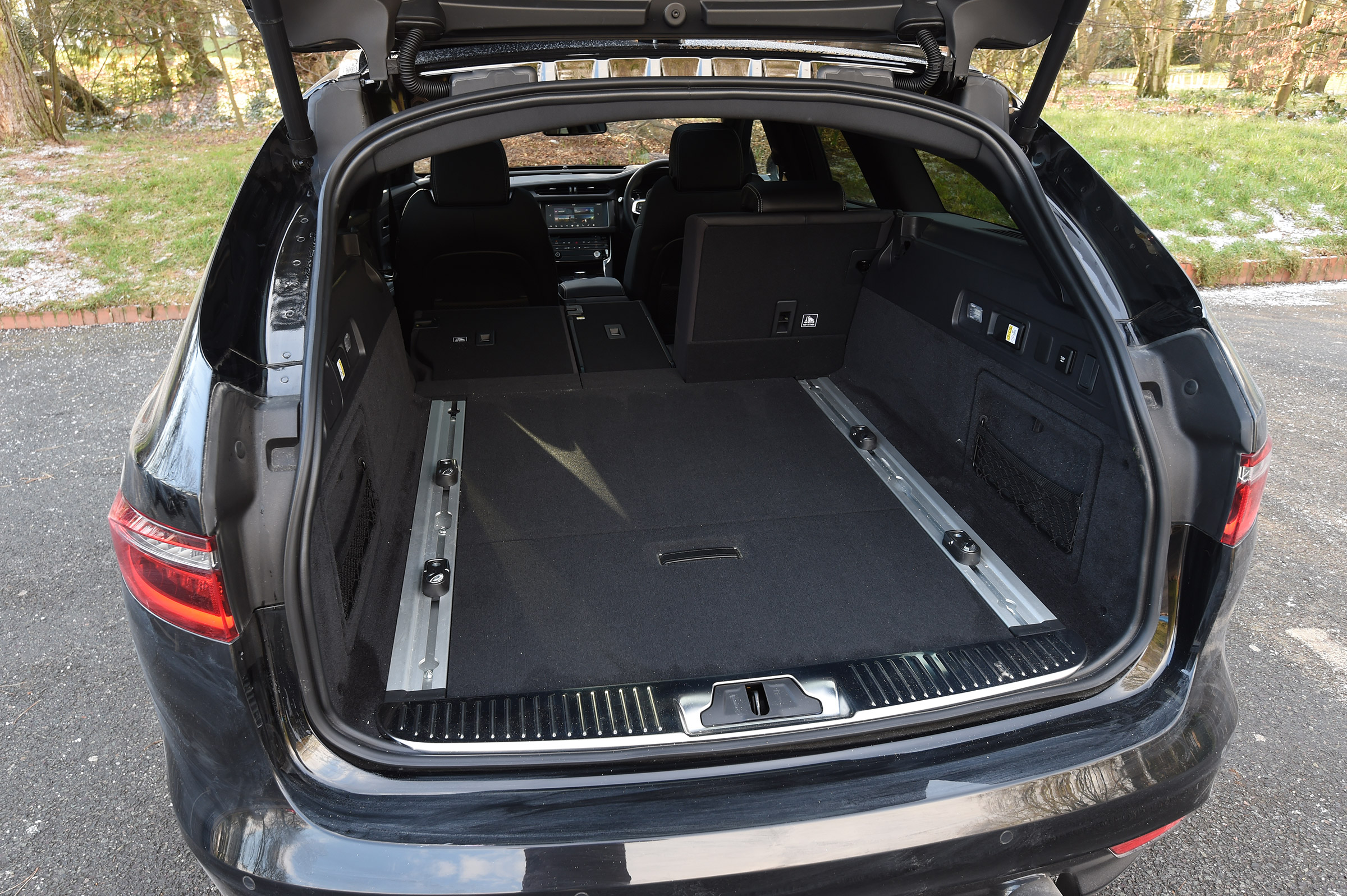 Jaguar XF Sportbrake 3.0 diesel S - boot