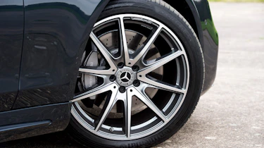 Mercedes S-Class - wheel