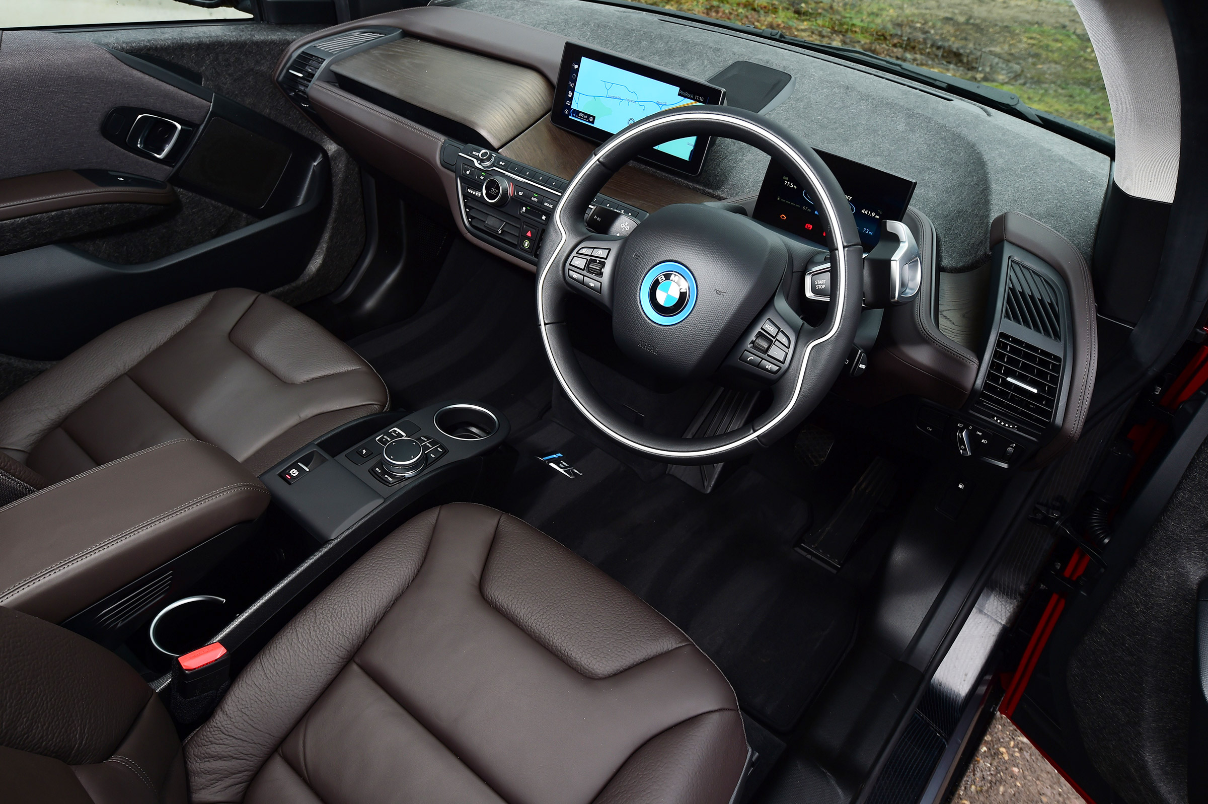 BMW i3s - cabin