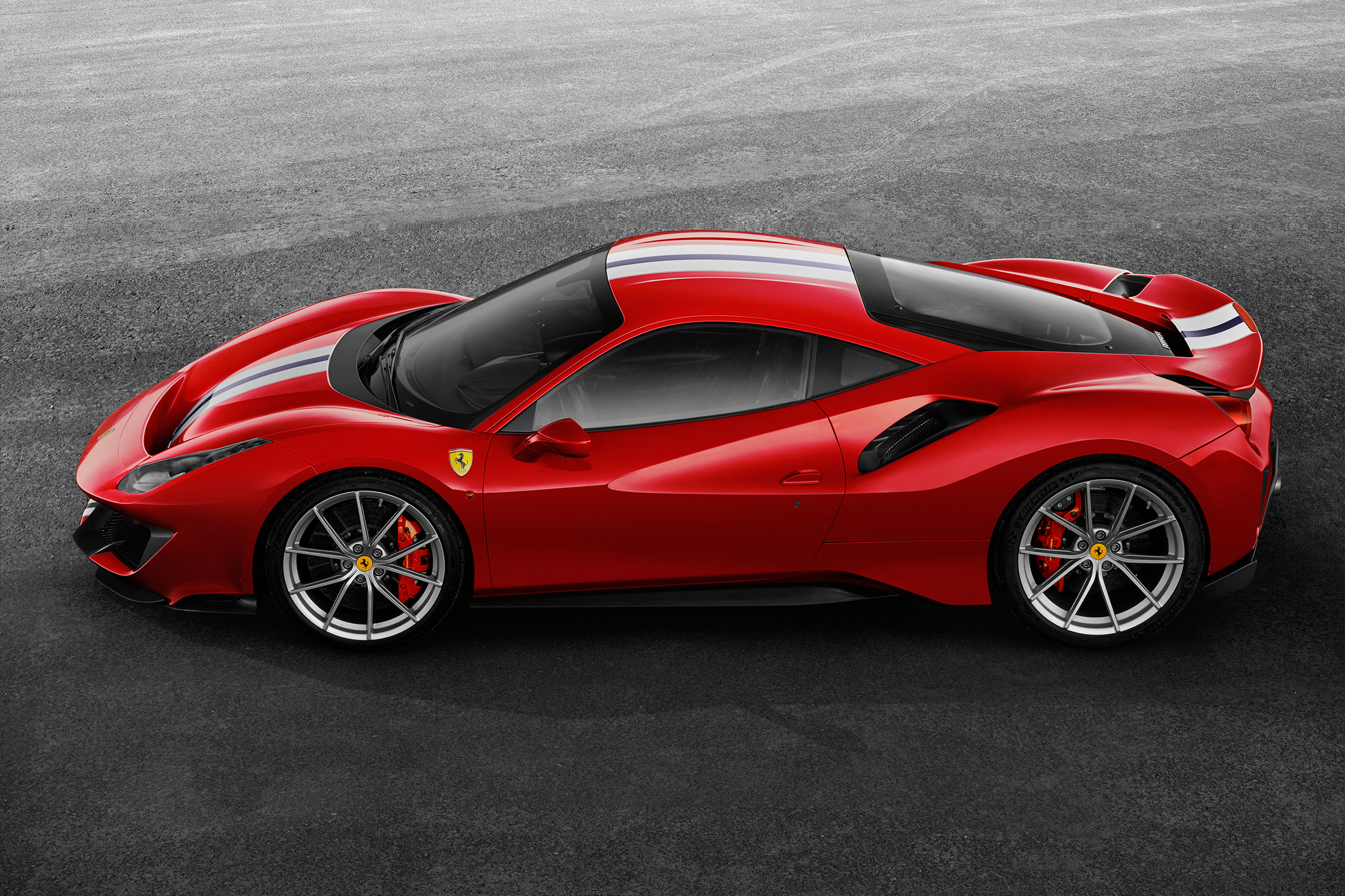 New Ferrari 488 Pista - side