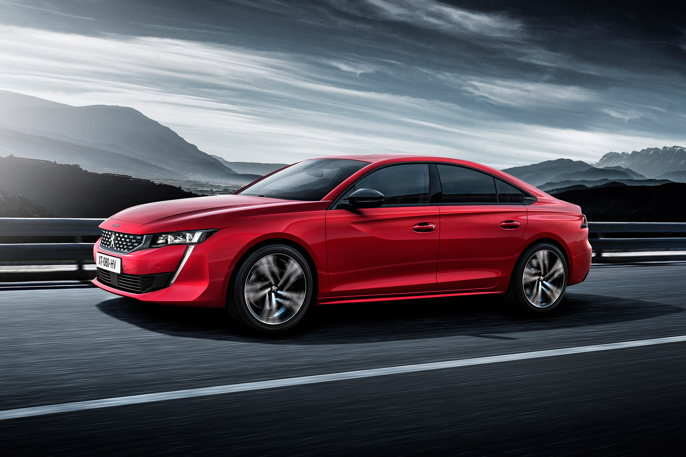 New Peugeot 508 - side