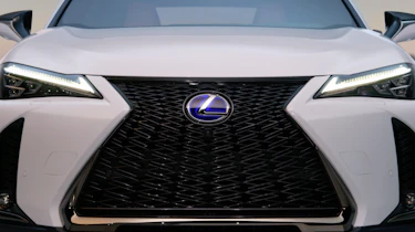 Lexus UX official front end