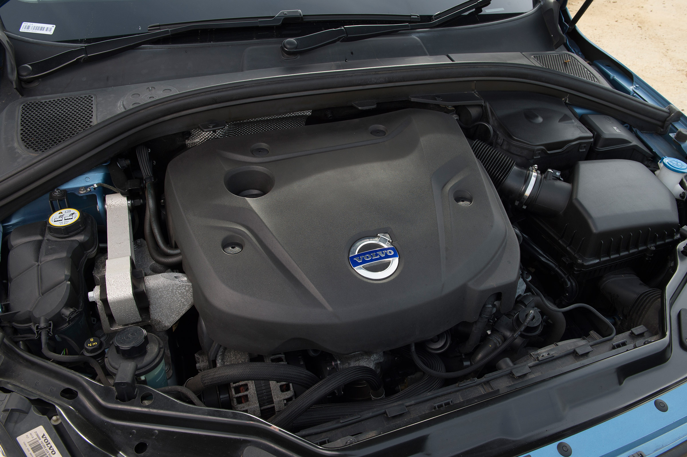 Used Volvo XC60 - engine