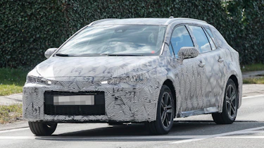 Toyota Auris Touring Sports - spyshot 1
