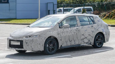 Toyota Auris Touring Sports - spyshot 3