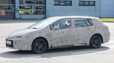 Toyota Auris Touring Sports - spyshot 4
