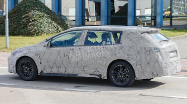 Toyota Auris Touring Sports - spyshot 8