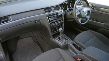 Used Skoda Superb interior front