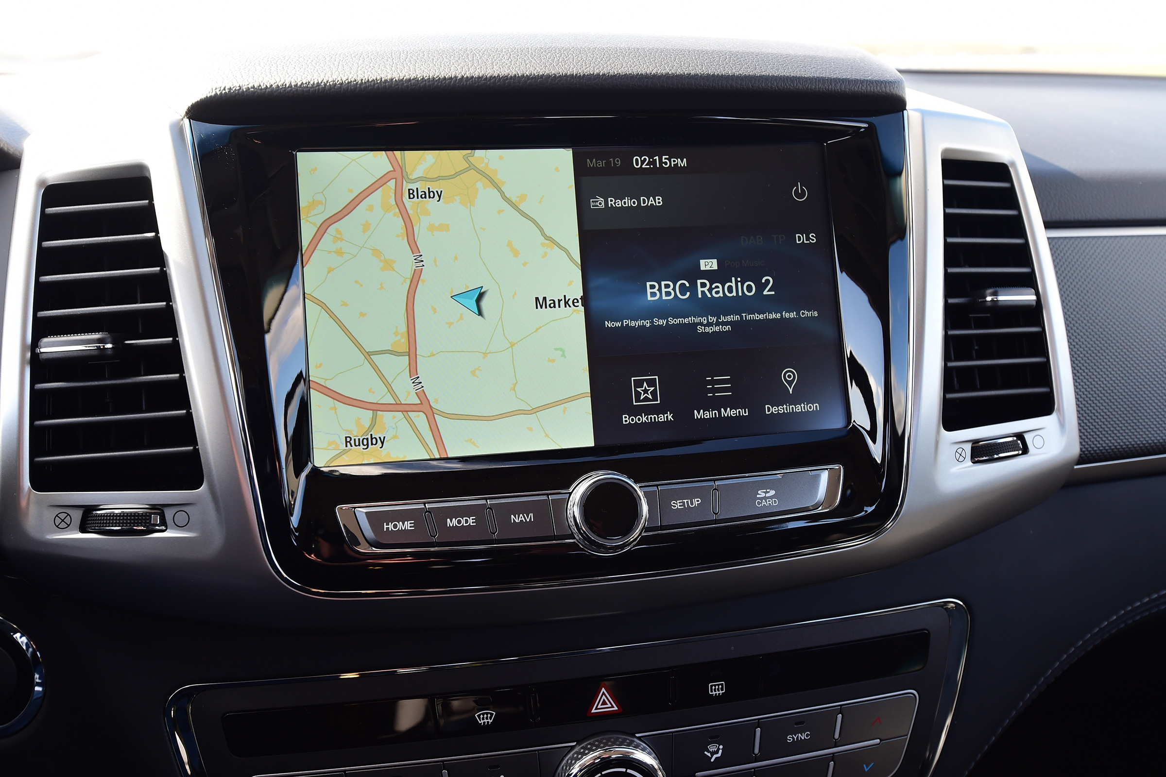 SsangYong Musso - infotainment