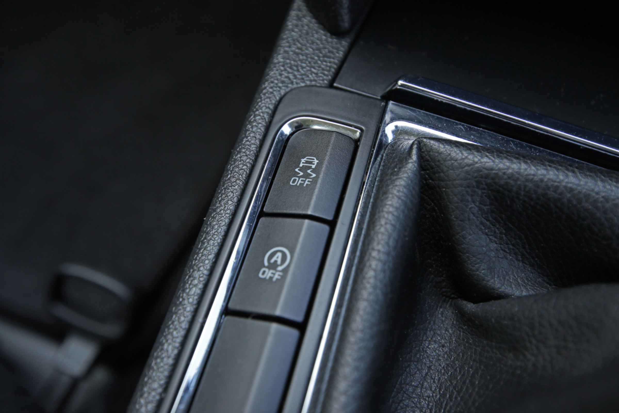 Used Skoda Superb buttons