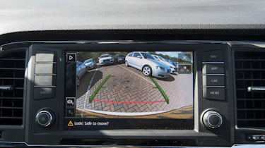 SEAT Ateca 2.0 TSI - reversing camera