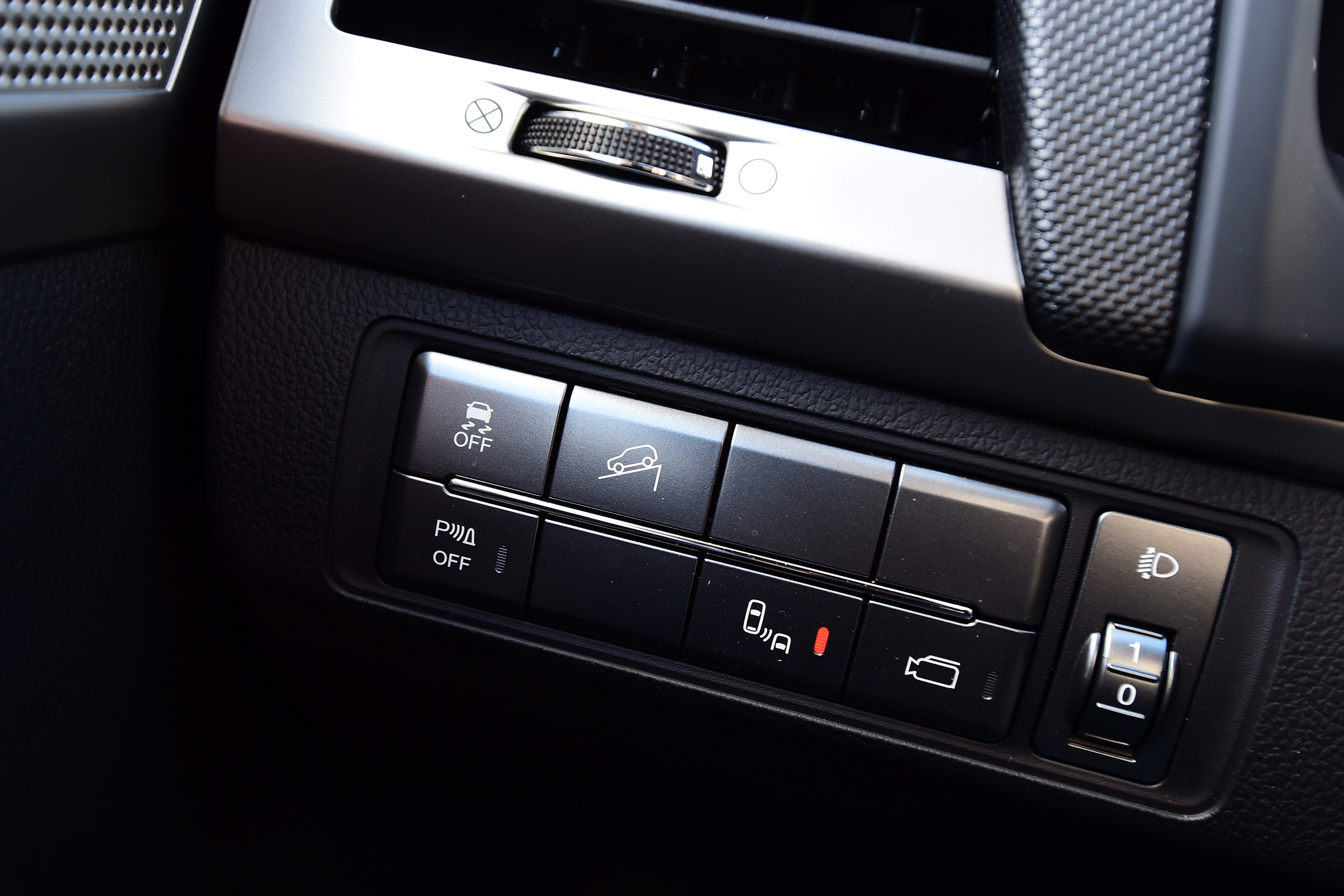 SsangYong Musso - buttons