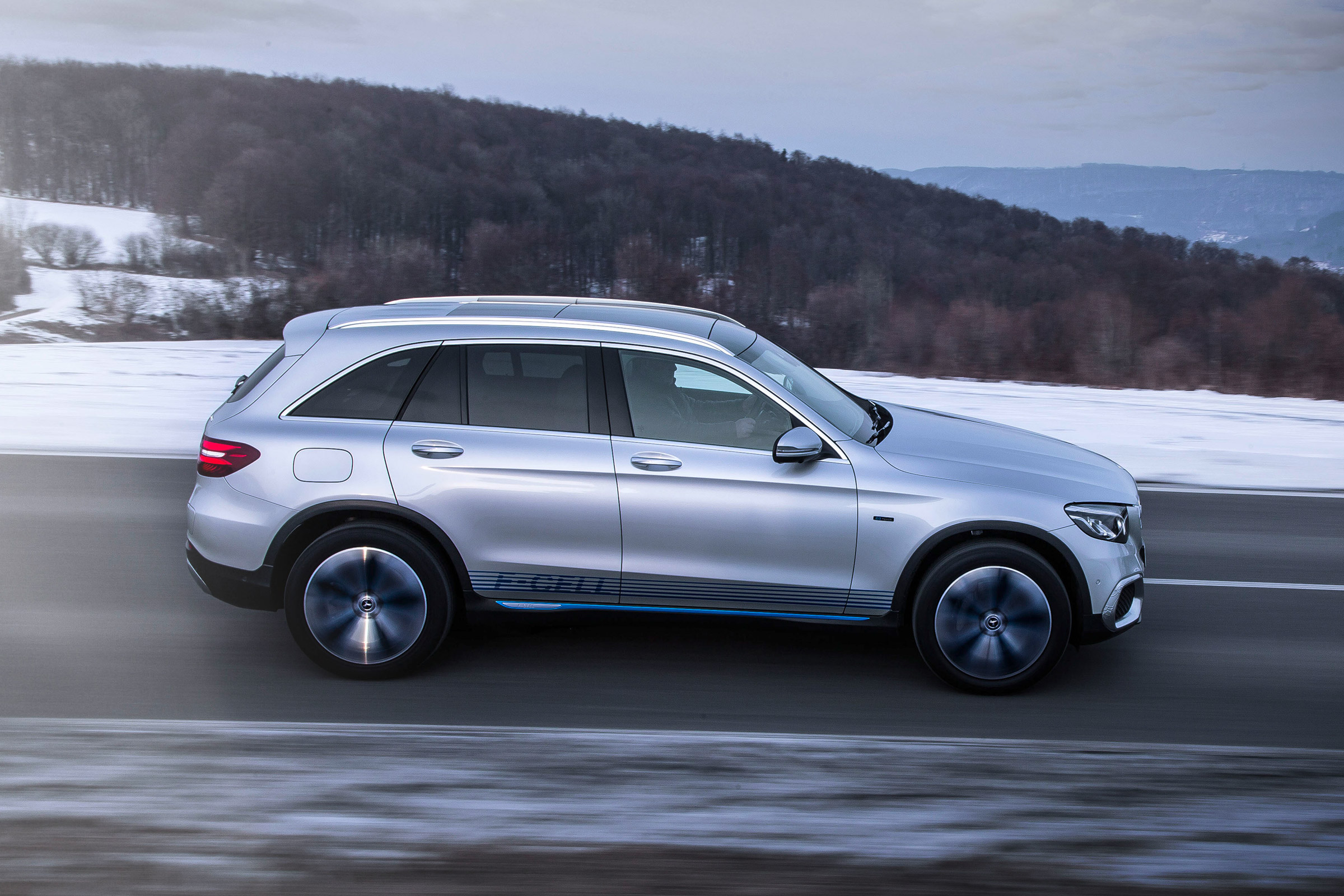 Mercedes GLC F-CELL - side