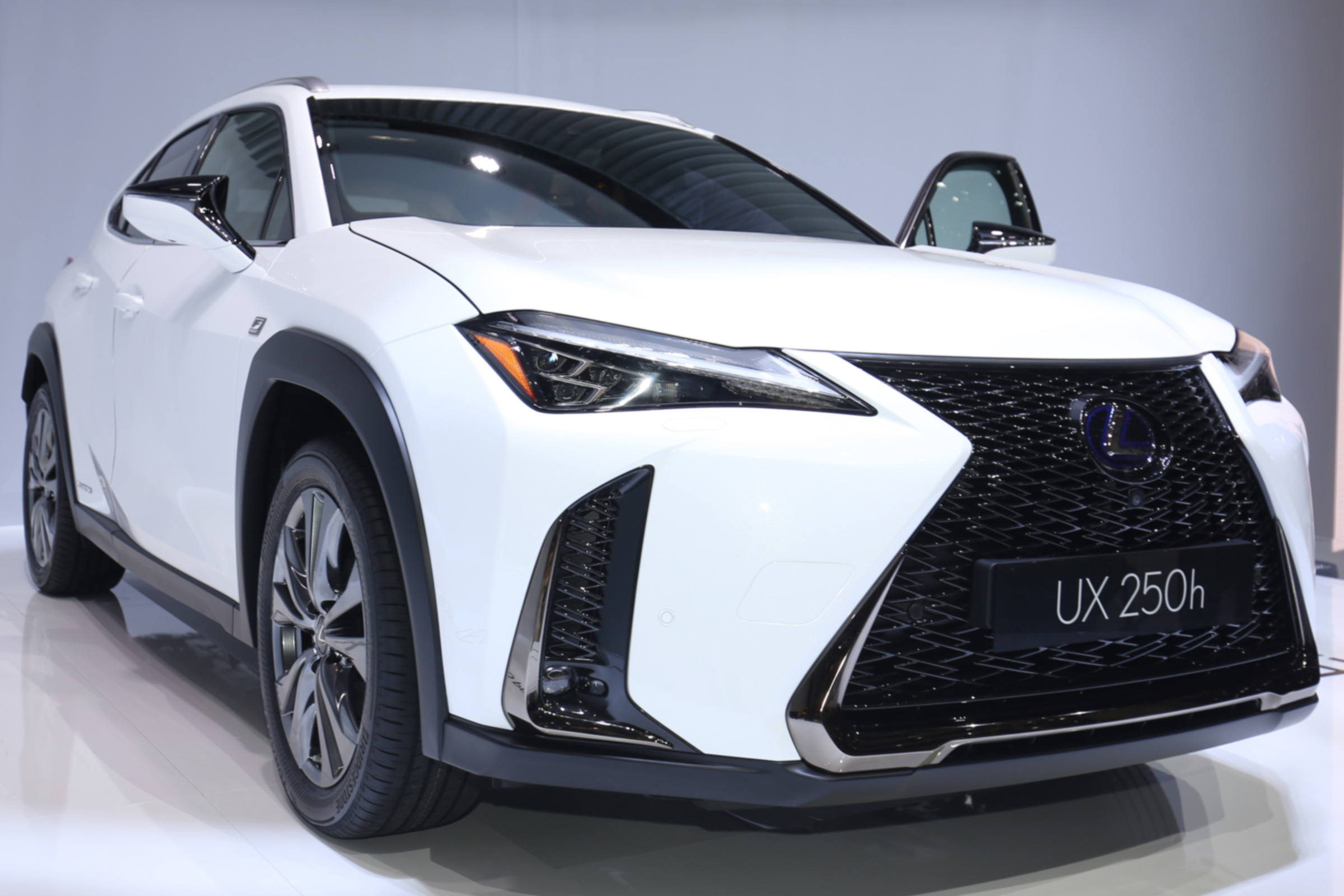 Lexus UX news story header