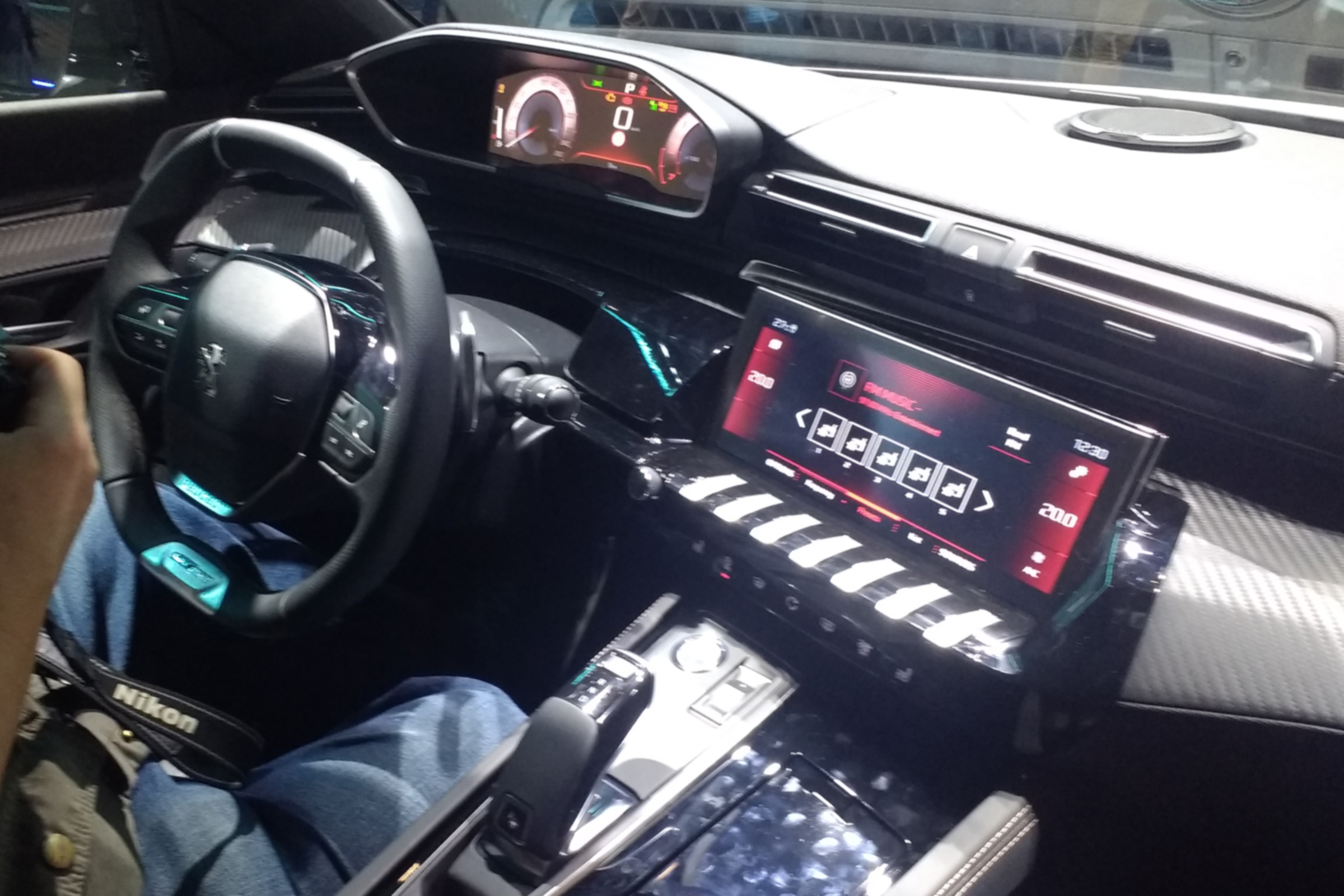 New Peugeot 508 interior