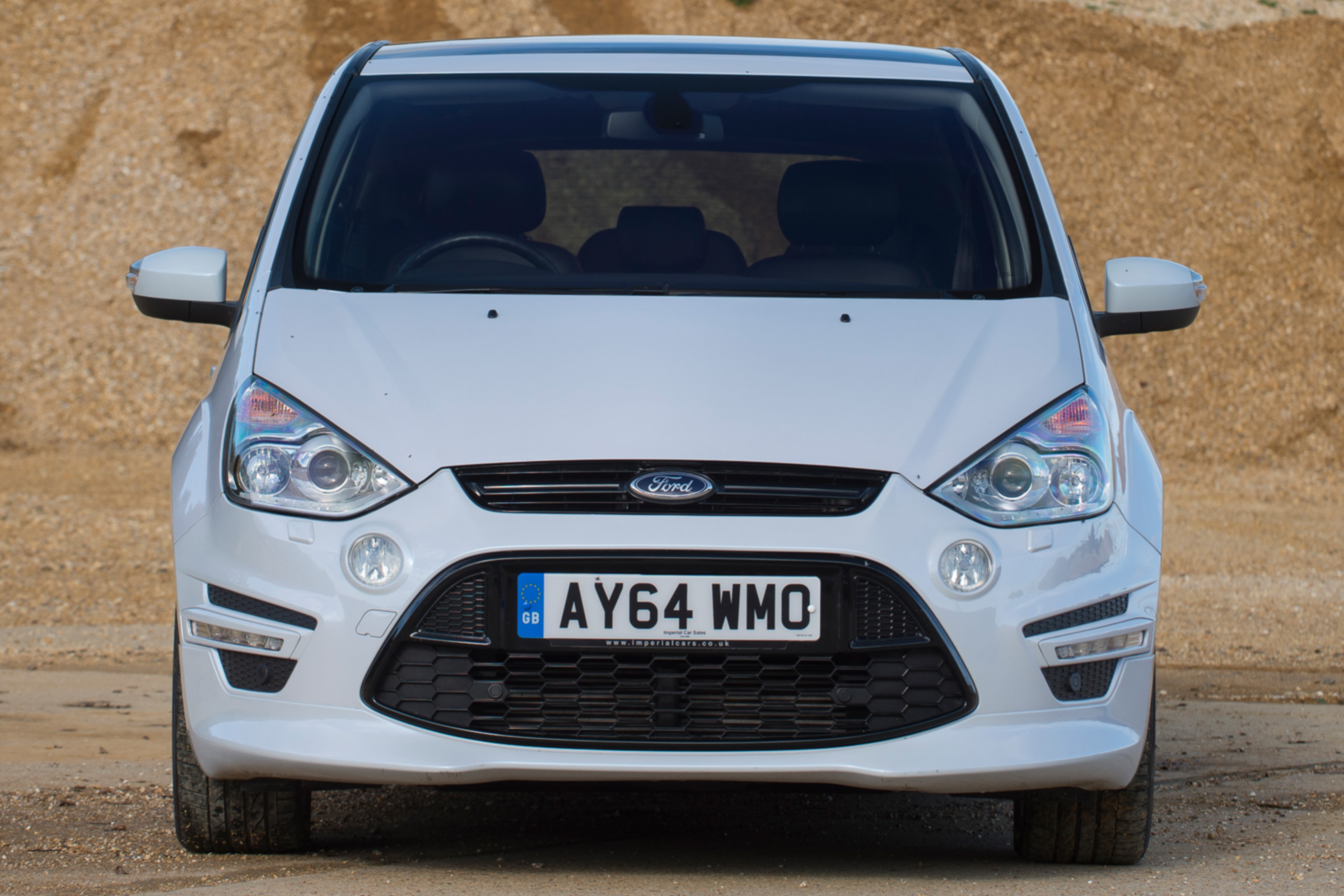Used Ford S-MAX review front end