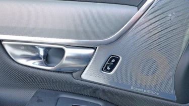 Volvo S90 - door handle