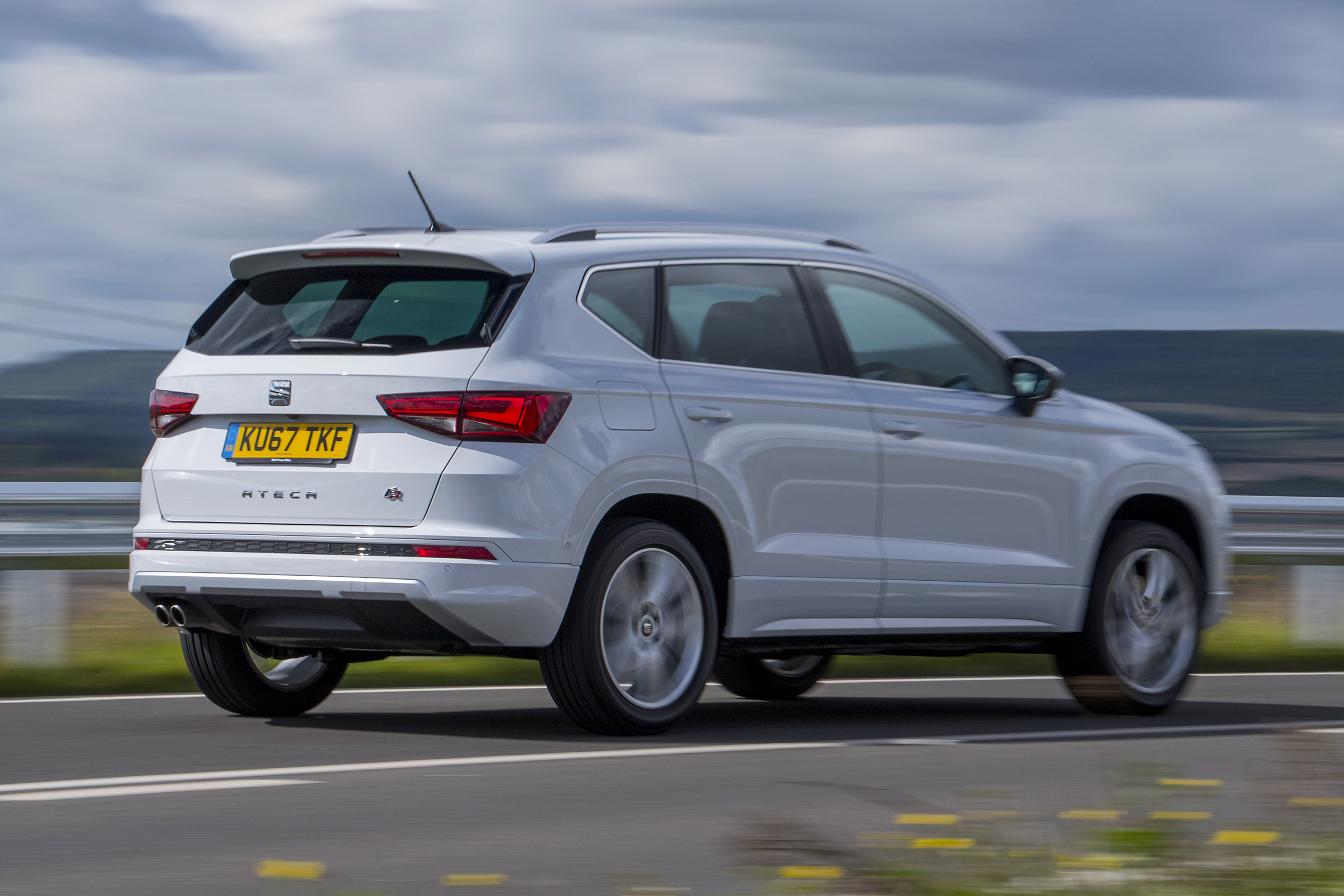 SEAT Ateca 2.0 TSI - rear