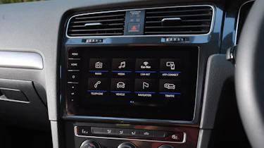 Volkswagen e-Golf infotainment screen