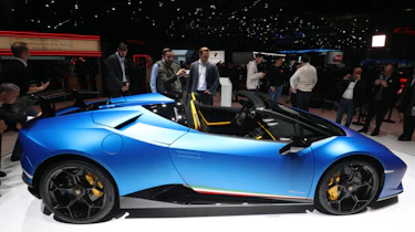 Lamborghini Huracan Performante Spyder side profile