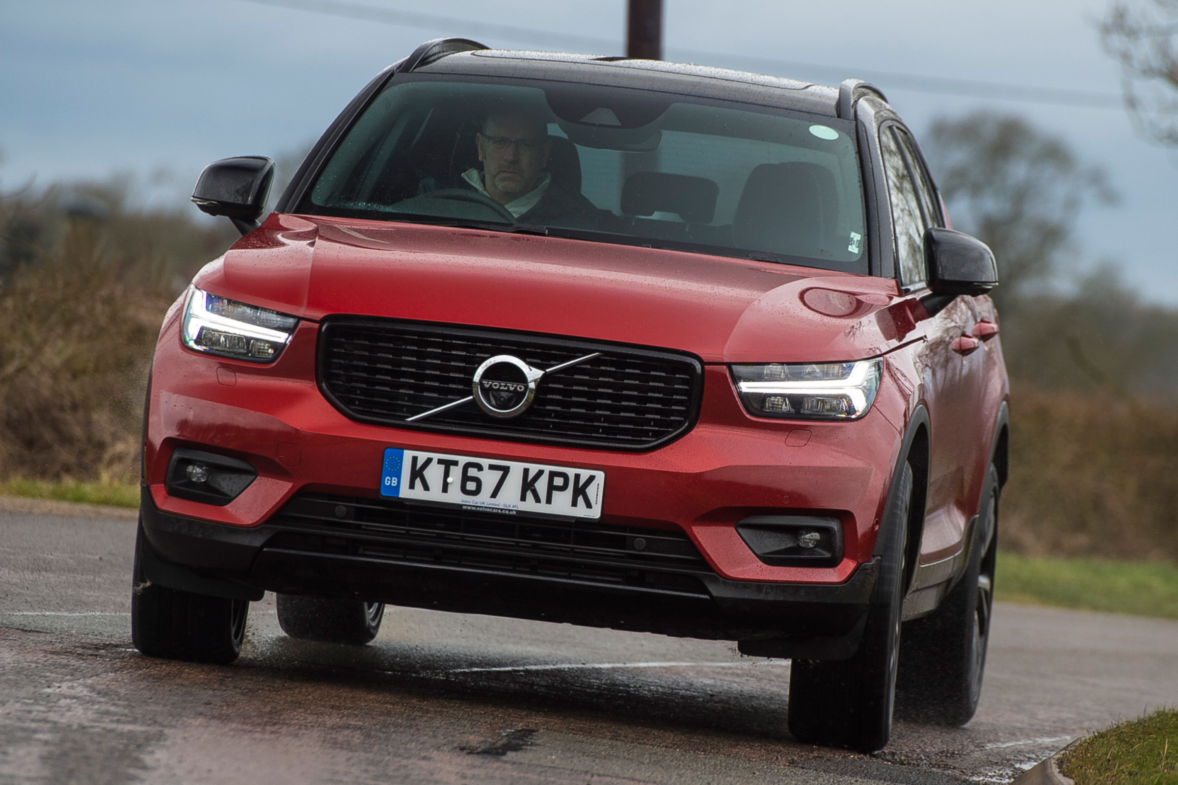 Volvo XC40 front