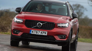 Volvo XC40 front