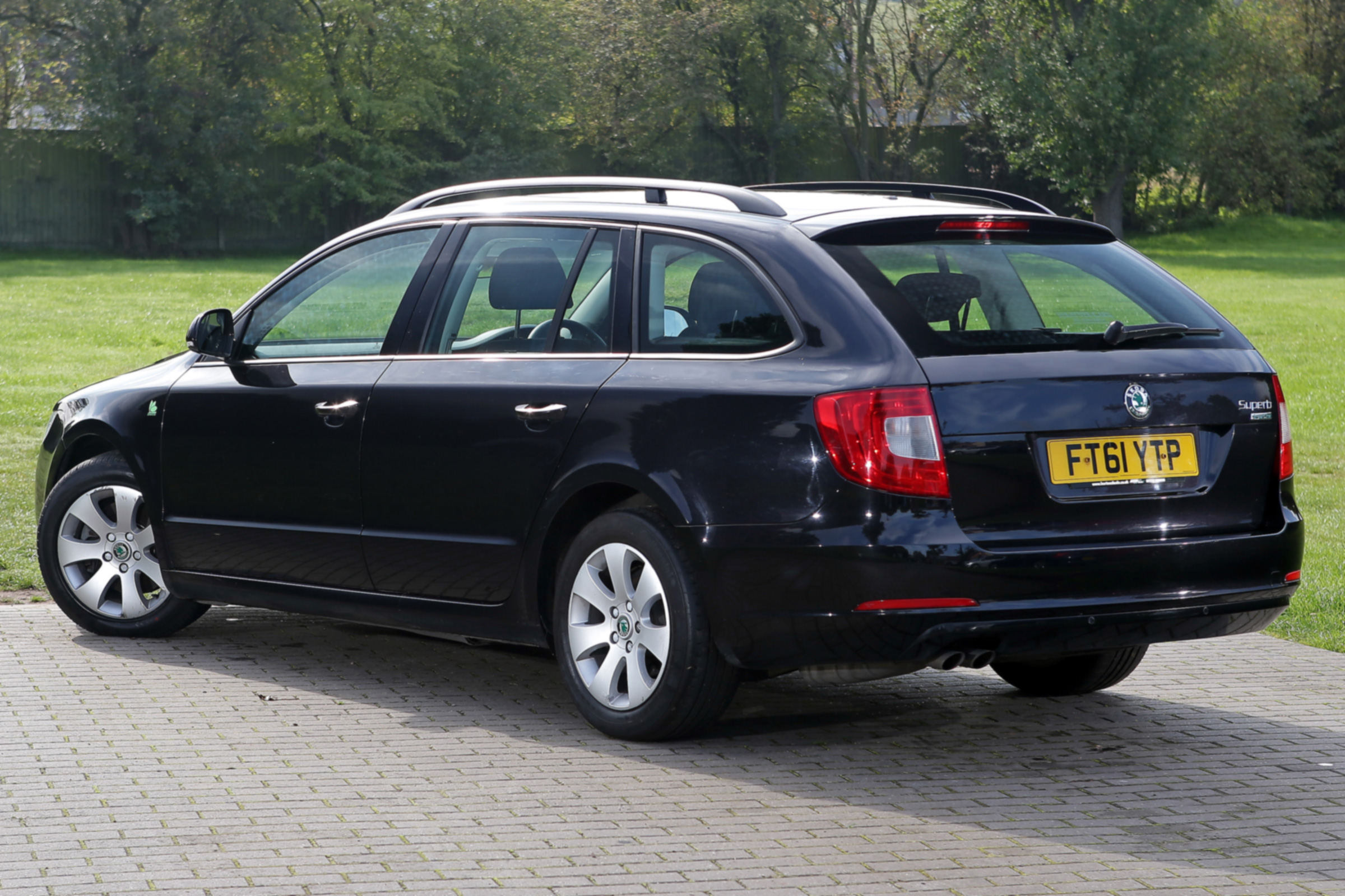 Used Skoda Superb back quarter