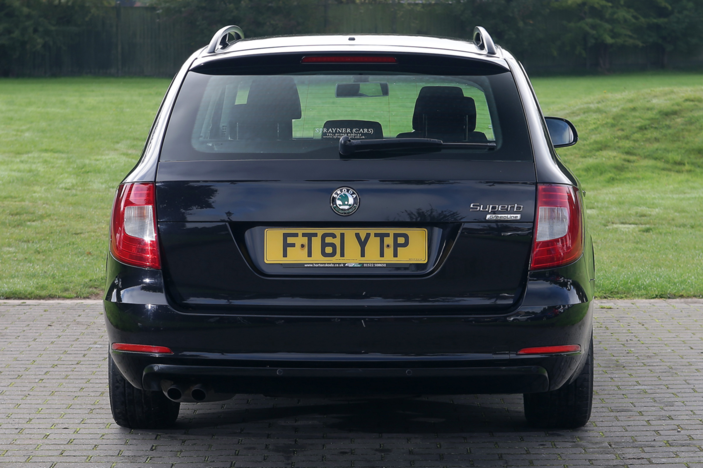 Used Skoda Superb rear end