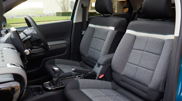 Citroen C4 Cactus - front seats