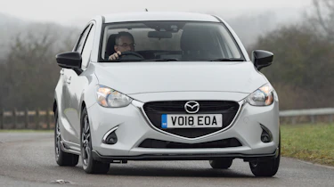 Mazda 2 Sport Black - front action