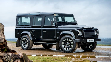 Land Rover Defender Works V8 - front static