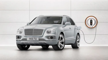 Bentley Bentayga PHEV - plugged-in