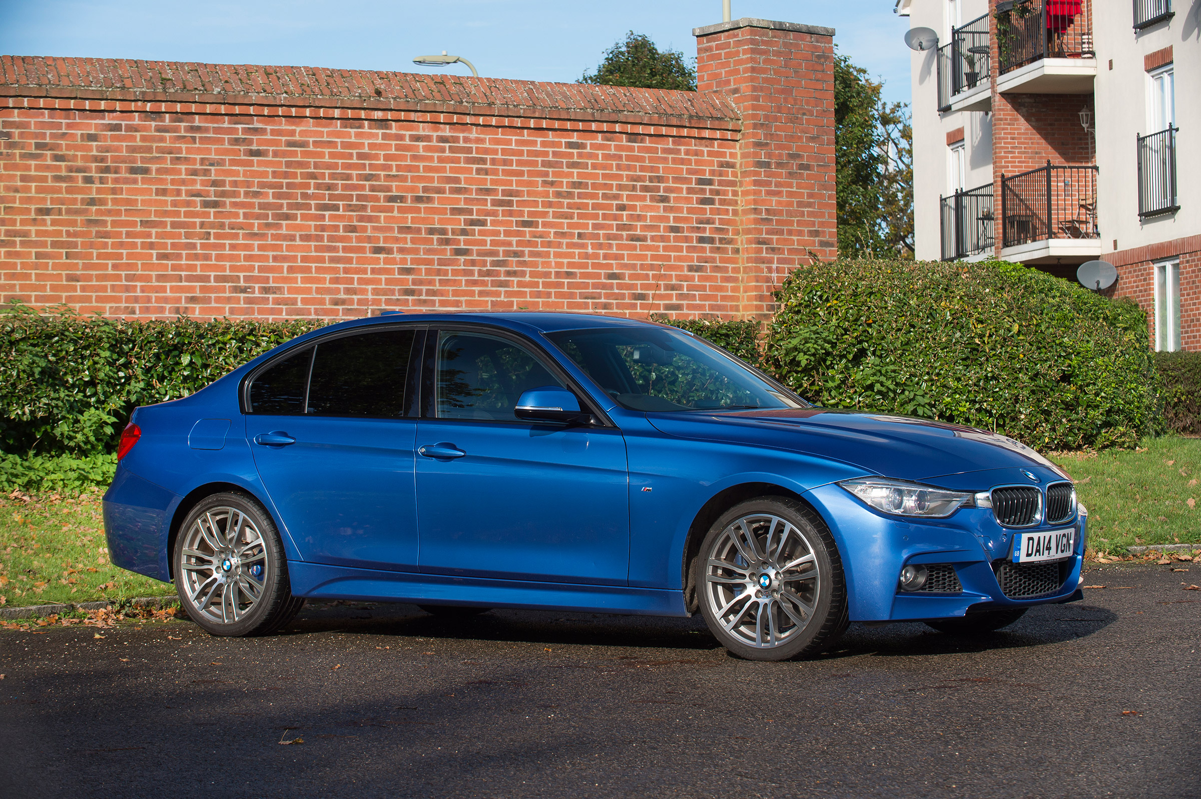 Used BMW 3 Series - front