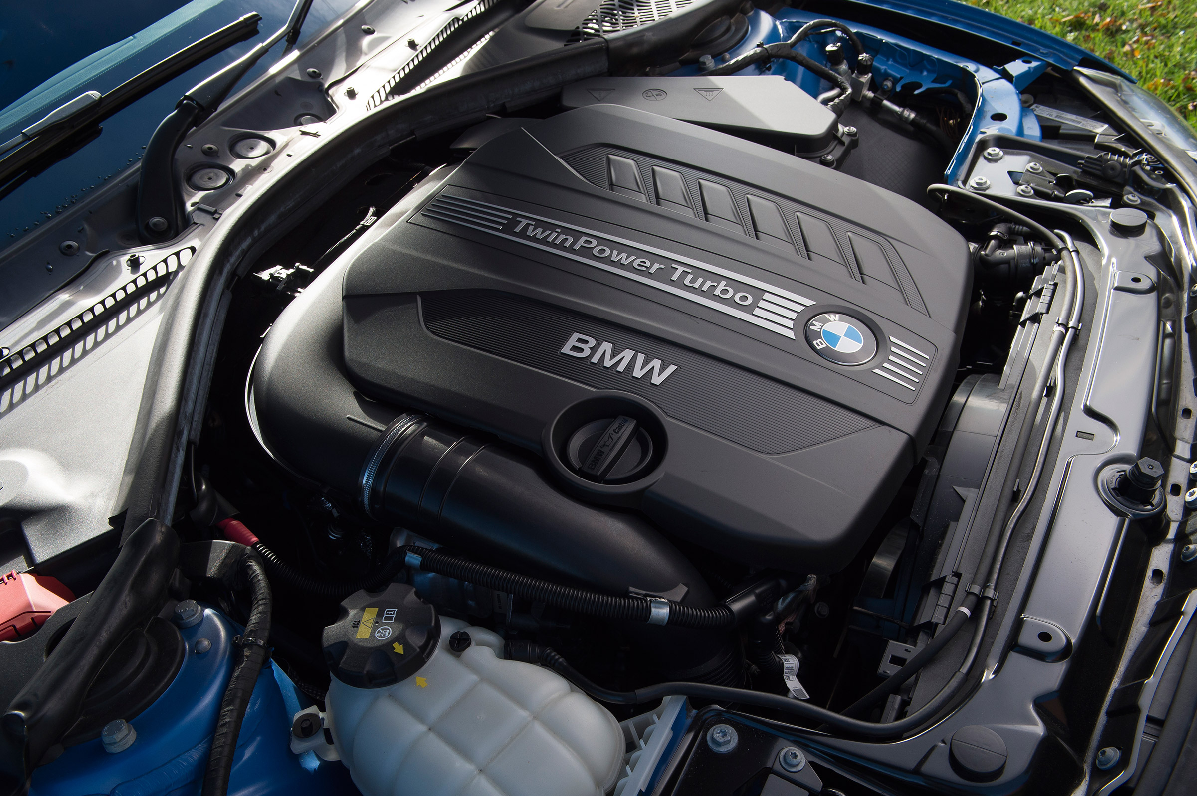 Used BMW 3 Series - engine