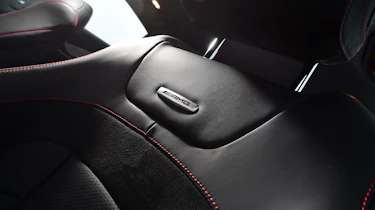 Mercedes-AMG CLS 53 - seat detail