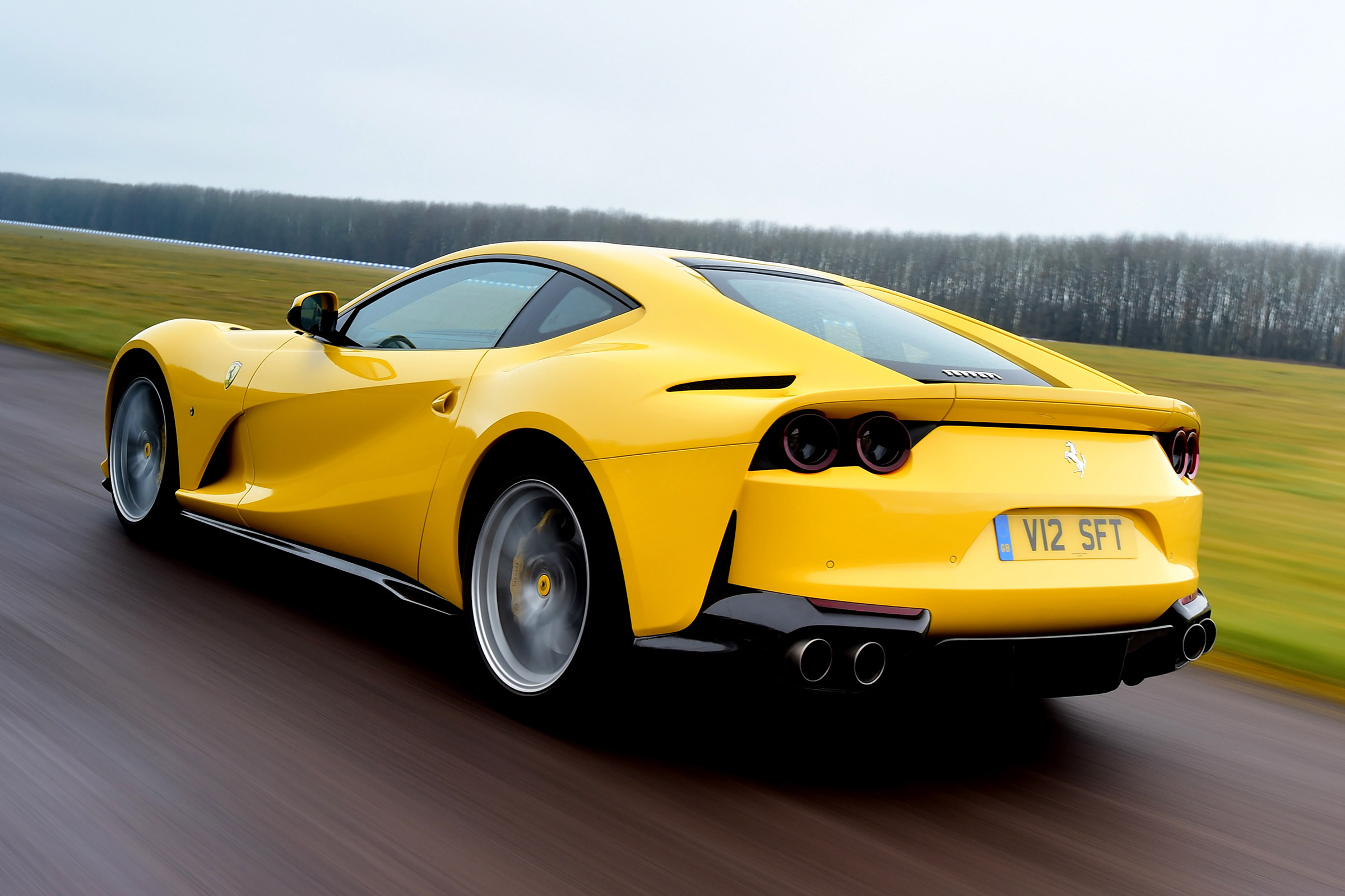 Ferrari 812 Superfast - rear