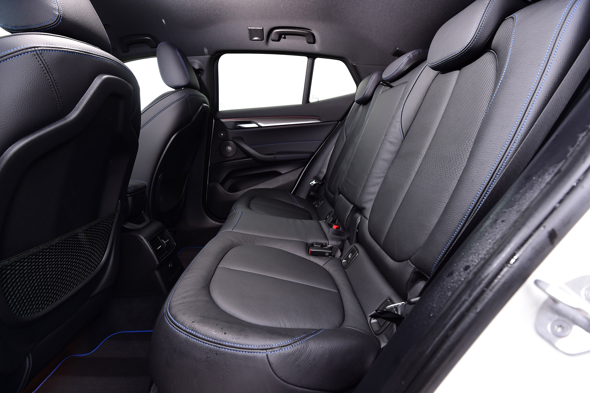 BMW X2 - rear seats