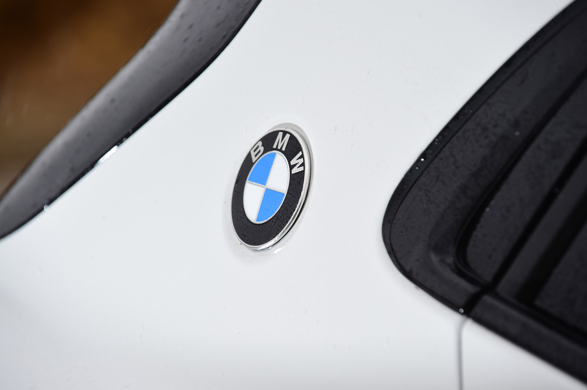 BMW X2 - BMW badge