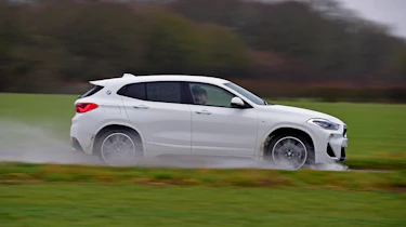 BMW X2 - side