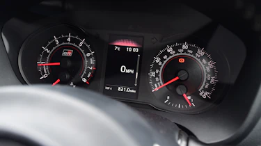 Toyota Yaris GRMN - dials