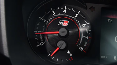 Toyota Yaris GRMN - dial detail