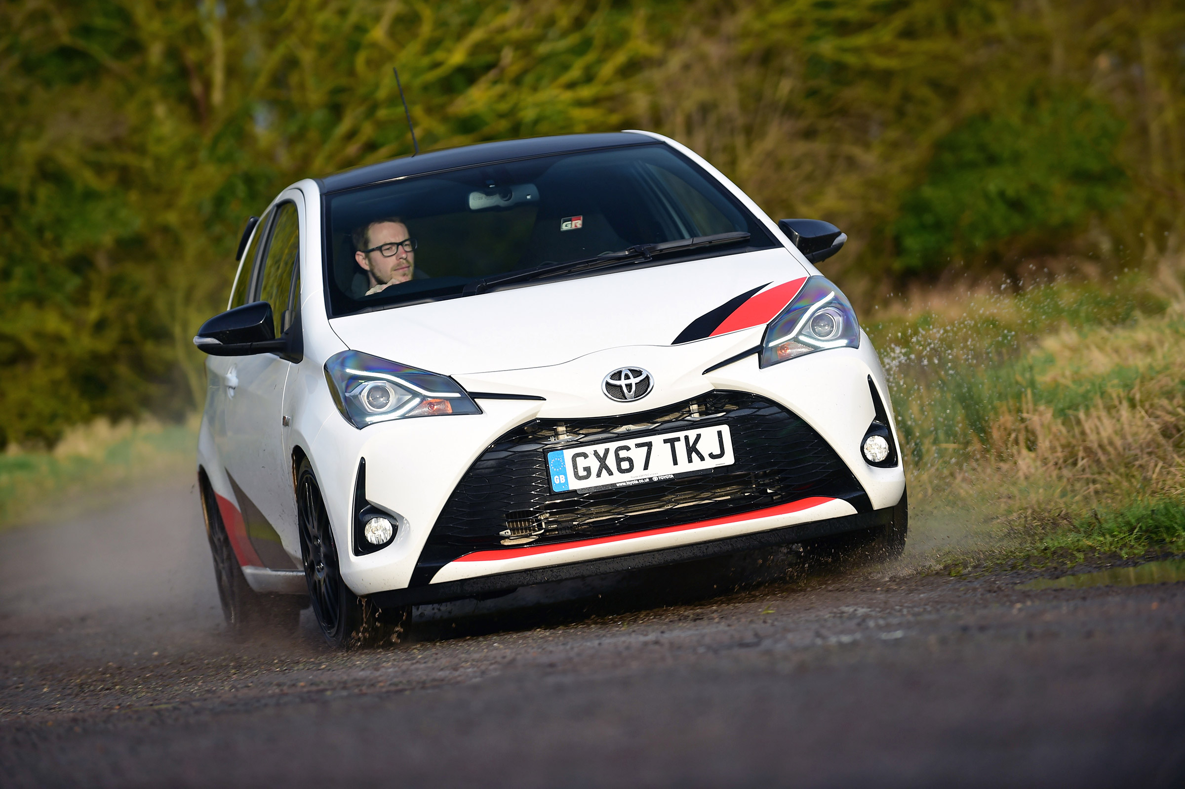 Toyota Yaris GRMN - front cornering