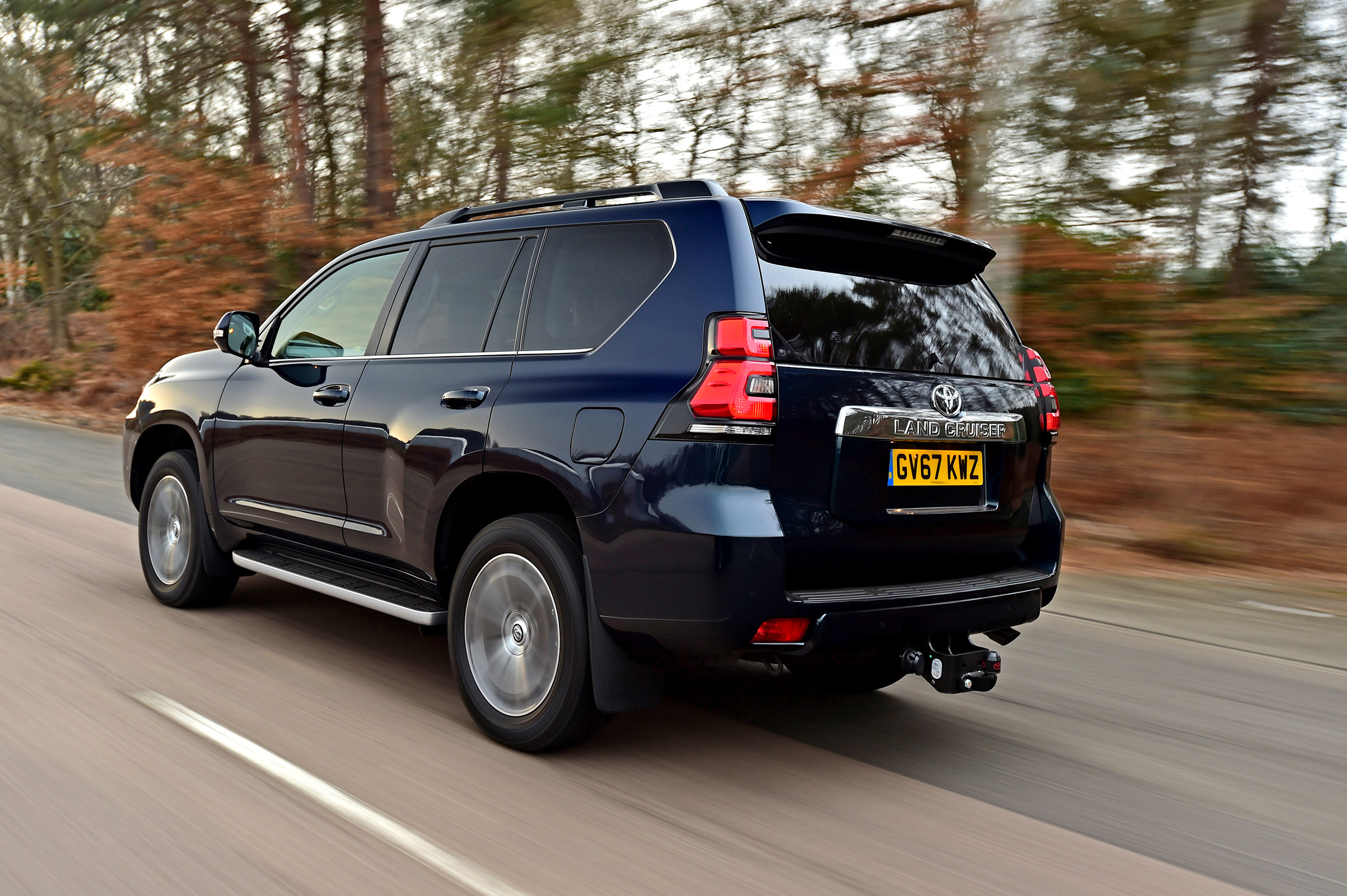 Toyota Land Cruiser - rear