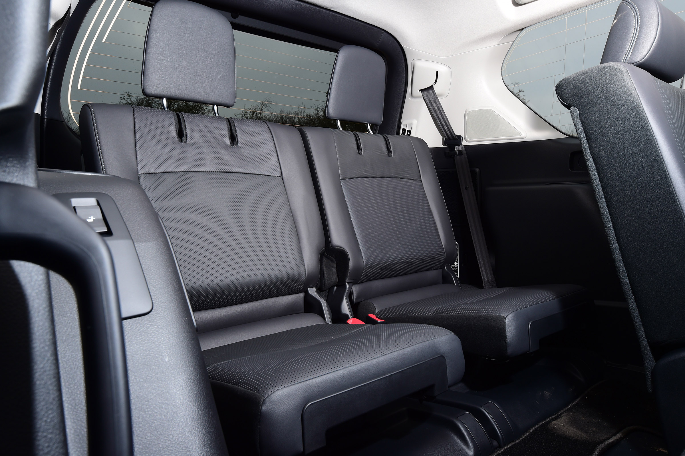 Toyota Land Cruiser - back seats