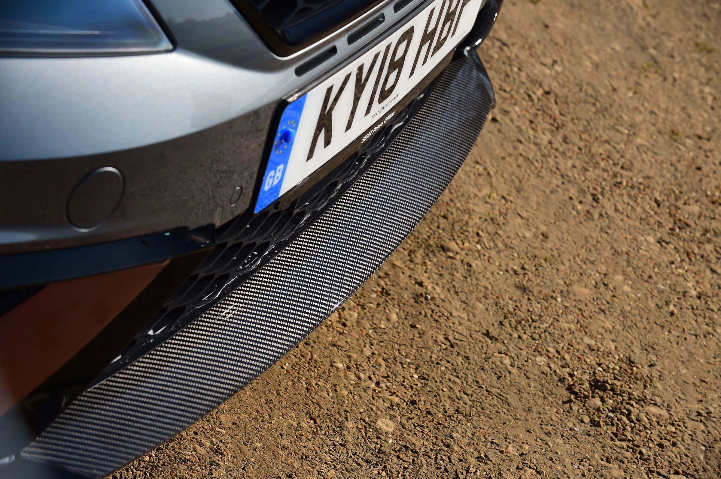 SEAT Leon Cupra R