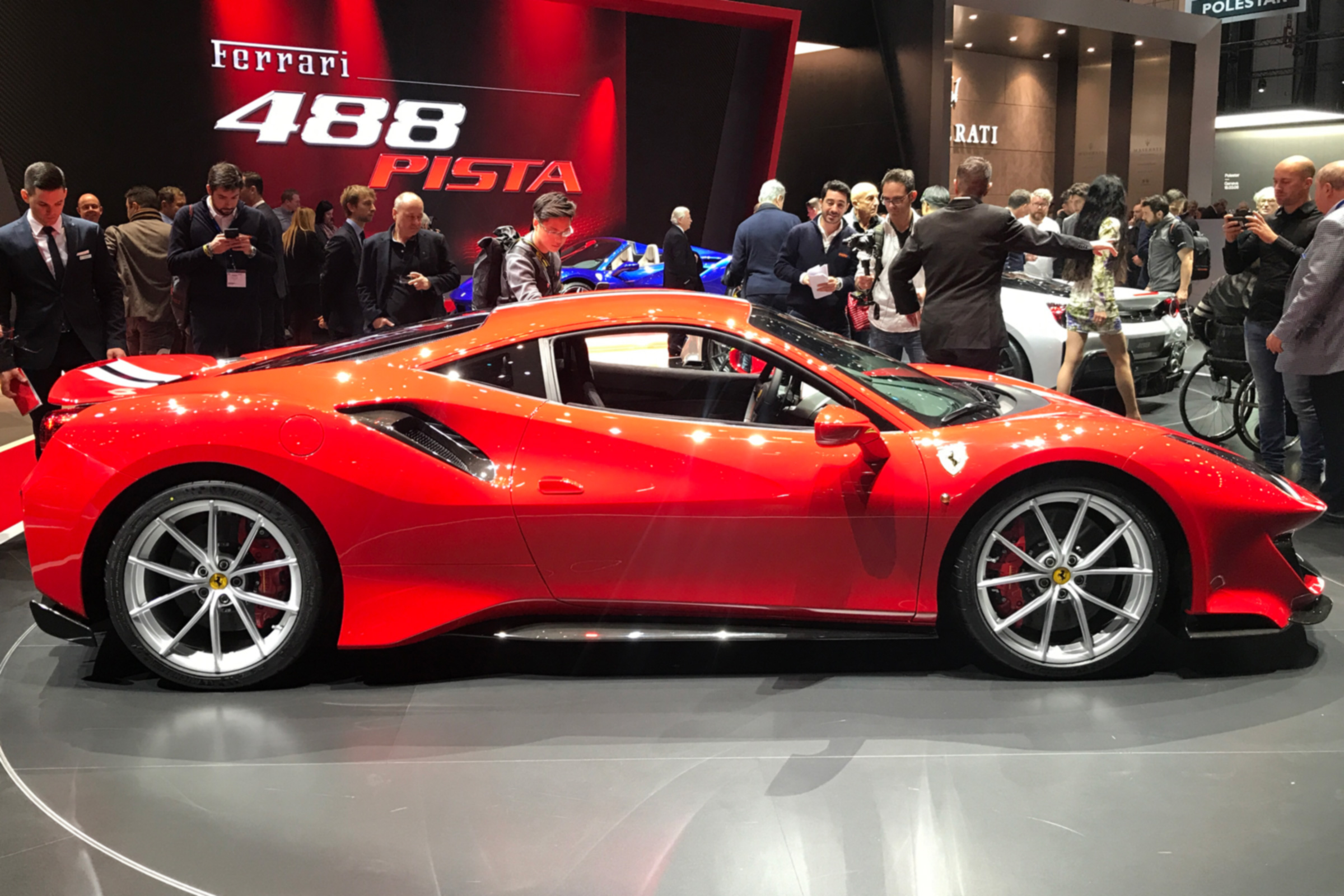 Ferrari Pista Geneva Motor Show 2018