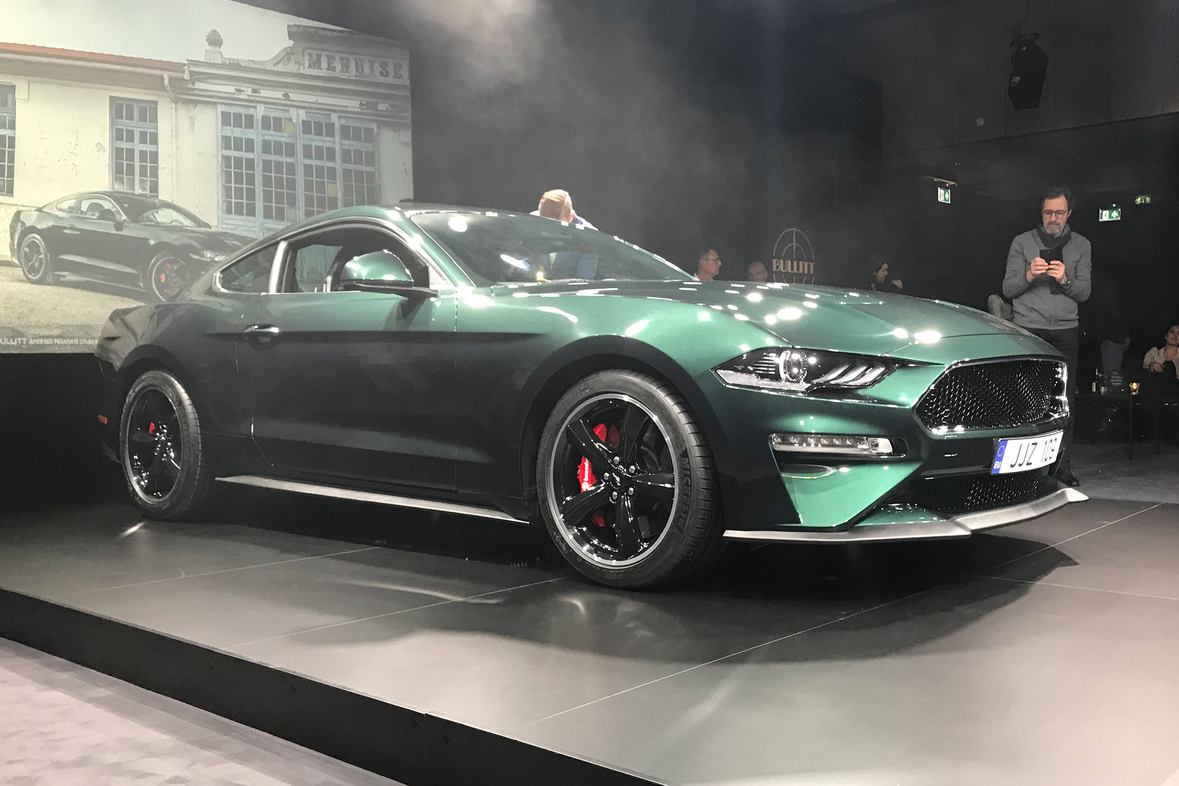 Ford Bullitt Mustang GT - Geneva front/side