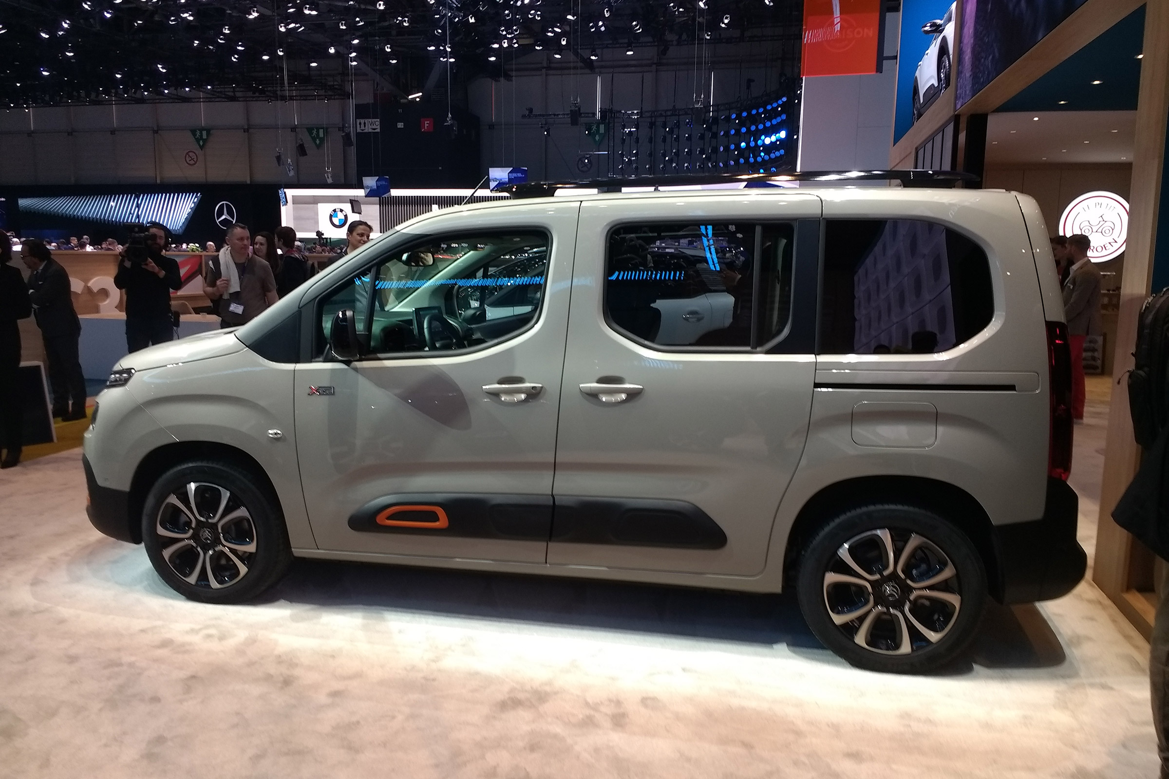 Citroen Berlingo - Geneva side