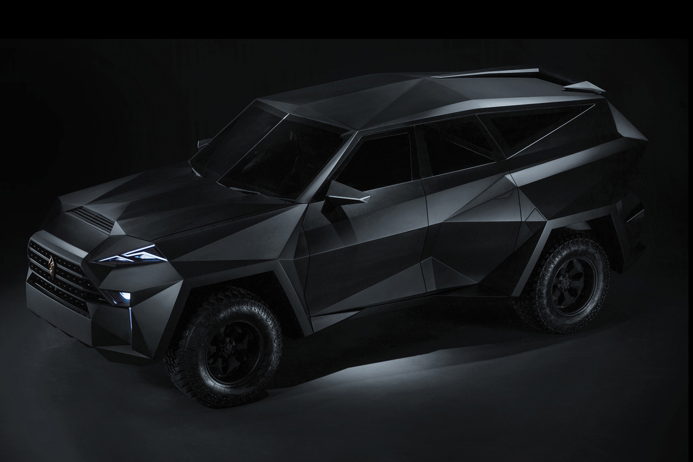 Karlmann King SUV - front