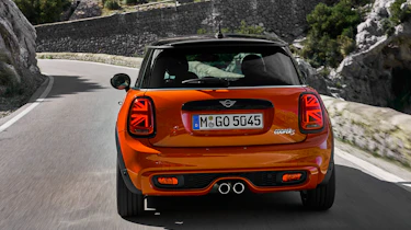 MINI Hatch - full rear action